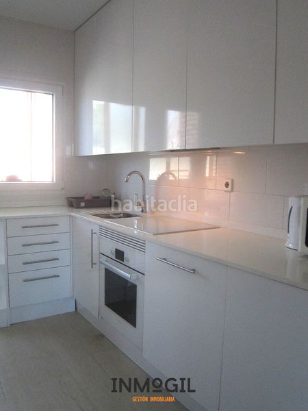 Foto cc0b4bf4-0aa8-4b24-954f-6fb265cd713a. Flat with fireplace heating pool in Navacerrada
