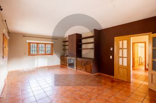 Chalet  Avenida del rosal. Inmogil gestión, chalet independiente en la zona mas tranquila y
