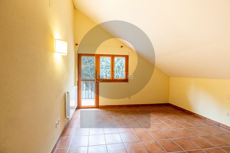 Foto 3d1ad402-354d-4f32-980c-2091146d9433. Chalet avec cheminée chauffage dans Navacerrada