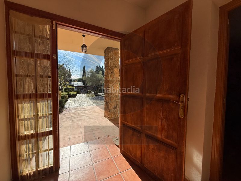 Foto 578c9a31-b9dc-4dd5-8333-68500636a265. Chalet avec cheminée chauffage dans Navacerrada