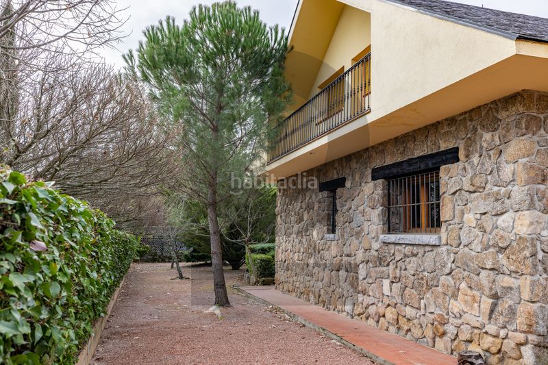Foto 74552642-c575-4f74-b291-3445e633588b. Chalet avec cheminée chauffage dans Navacerrada