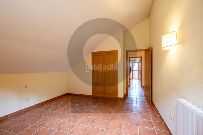 Foto 8130b30d-4385-422d-8e99-1f9d0062ff5f. Chalet avec cheminée chauffage dans Navacerrada