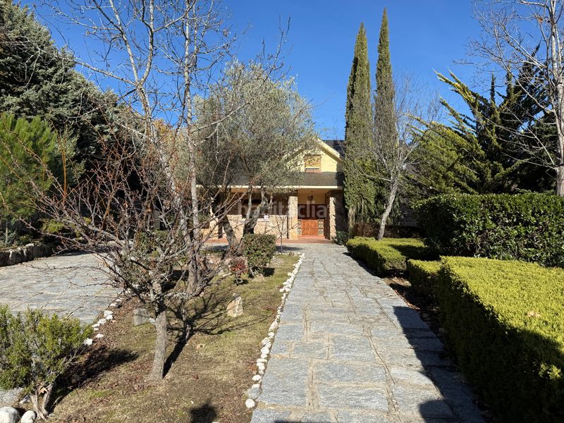 Foto 3ab0ca58-c049-4a9a-9a48-e27835626921. Chalet inmogil gestion, chalet independiente en Navacerrada
