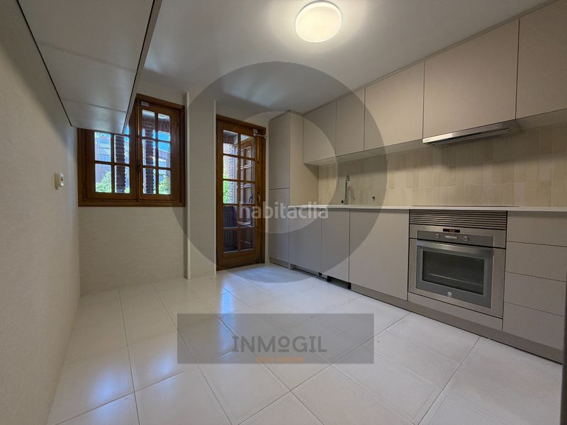 Foto 0840bad9-85c2-4d46-82d3-9946667844b4. Miete etagenwohnung in calle de arcos de la frontera 12 in Madrid