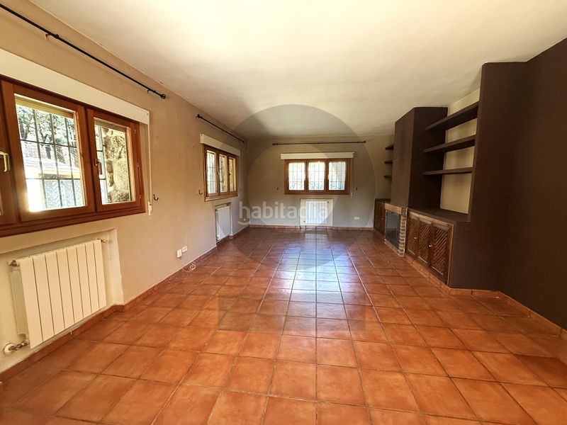 Foto 4ea73360-8190-4593-8f2f-68f56a79e7db. Chalet mit heizung in Navacerrada
