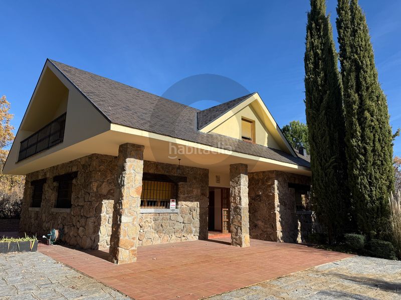 Foto 7b075155-d1be-4fcb-8b79-f56f740e308d. Chalet mit heizung in Navacerrada
