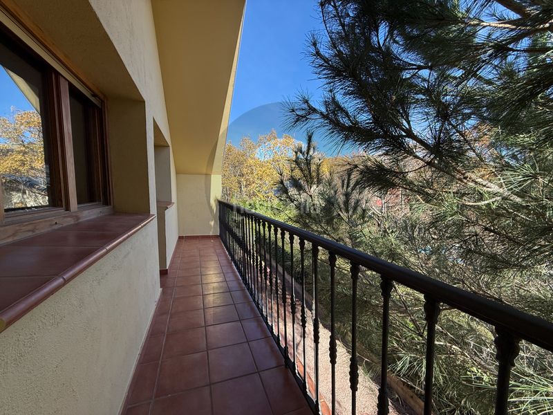 Foto d3a075be-650e-48fb-b8ae-0e387a19a044. Chalet mit heizung in Navacerrada