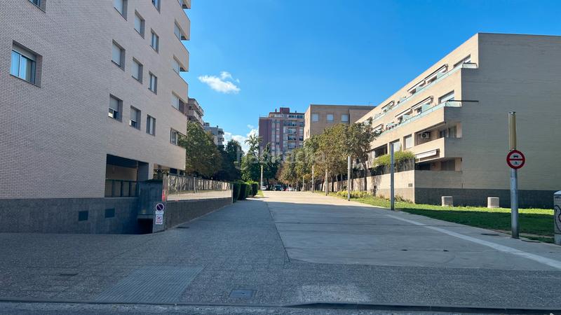 Foto 081d6bc7-a5f9-45c7-beca-c6aaf3af5bc3. Terreno residencial ¡oportunidad única de inversión en "prolongació mitgdia! en Girona