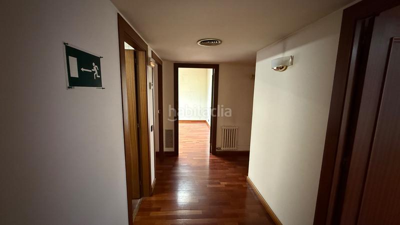 Foto 4c4c3598-2c53-4389-a6ee-a2733ab75ff9. Flat with fireplace heating parking in Eixample Nord Girona