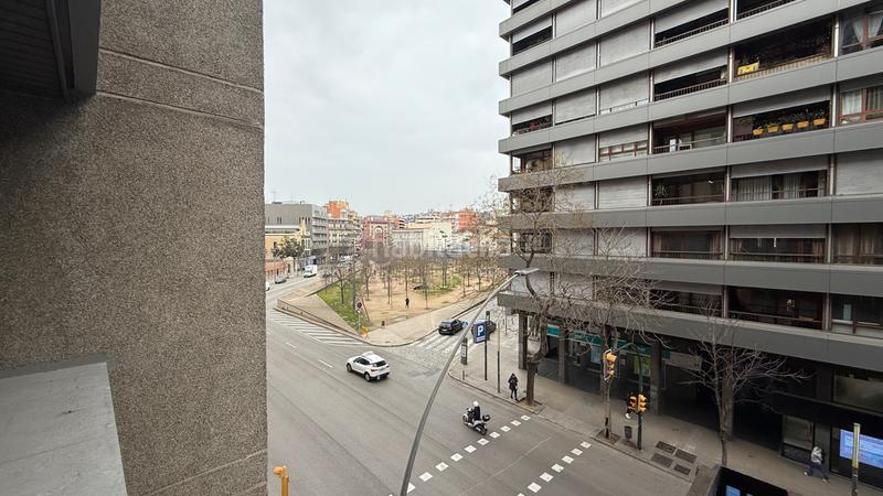 Foto 681f69a3-58ec-45ca-904b-26227c6d0a64. Flat with fireplace heating parking in Eixample Nord Girona
