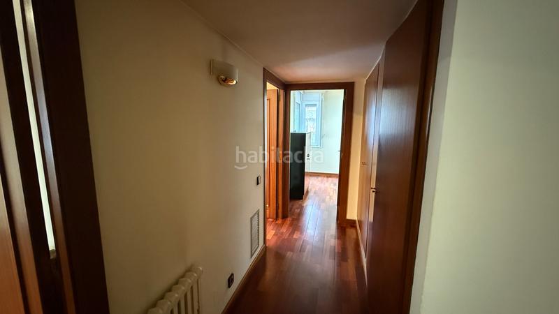 Foto dbc548fb-83b2-4338-849d-e3563214ddb5. Flat with fireplace heating parking in Eixample Nord Girona