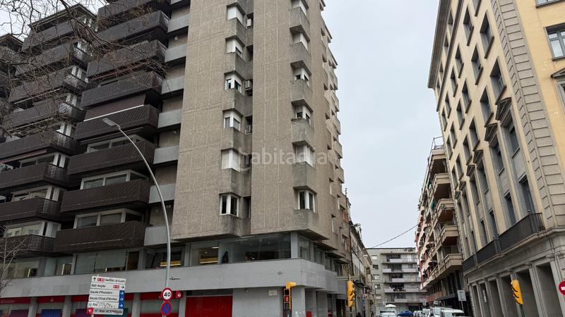 Foto dd46a9bc-5140-4063-a747-2157ef22fd60. Flat with fireplace heating parking in Eixample Nord Girona