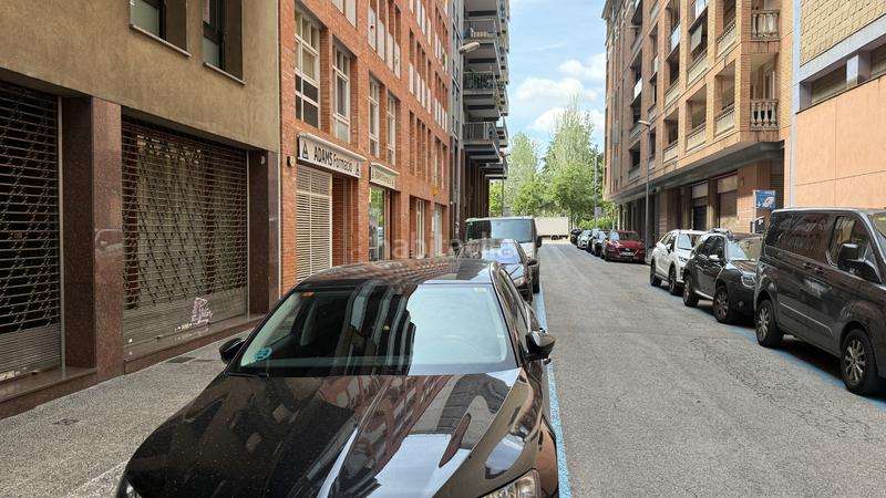 Foto 26989321-5aa0-4275-aab2-85e9a9716db2. Location local commercial dans Eixample Nord Girona