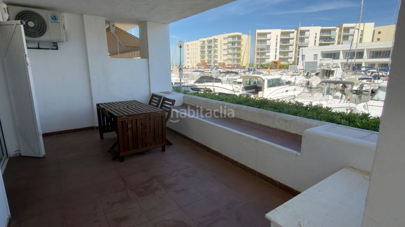 Foto 4fff06b7-97ba-406d-8333-ed91571849a4. Apartament amb xemeneia calefacció aparcament piscina a Roses