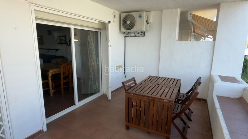 Foto 96bffe90-b6ee-4292-9c7c-6b92fddc251a. Apartament amb xemeneia calefacció aparcament piscina a Roses