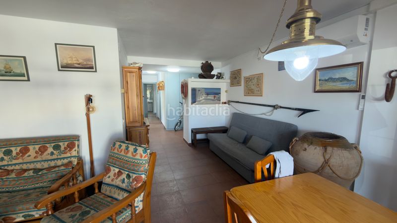 Foto c5f984e7-4ebb-4974-869a-7d1c2f0a80e0. Apartament amb xemeneia calefacció aparcament piscina a Roses
