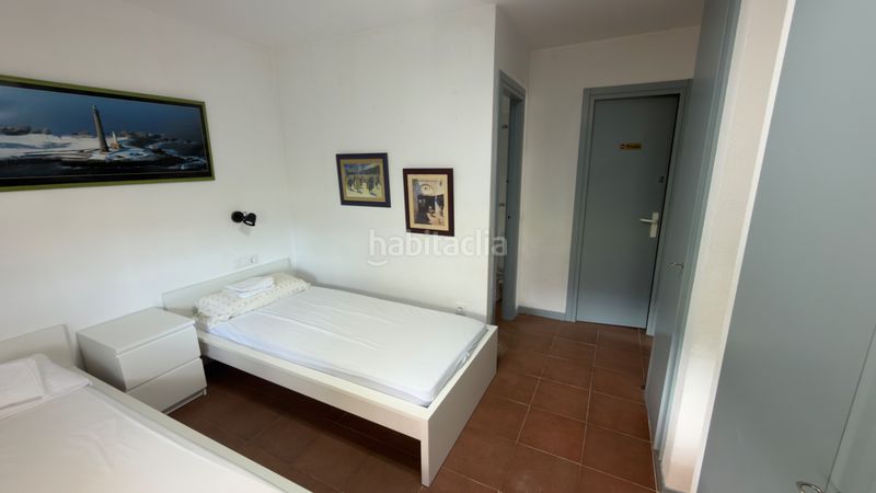 Foto cedd7af1-6537-4f1e-91d9-5e44ad22b3df. Apartament amb xemeneia calefacció aparcament piscina a Roses