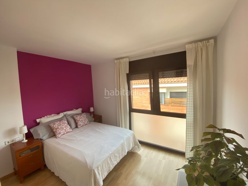 Foto dddb3d23-8f3c-4be6-a1fd-7bb394676215. Àtic amb calefacció a Eixample Sud-Migdia Girona