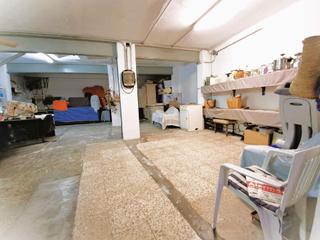 Local Comercial a Girona. Local comercial esquinero
