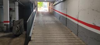 Miete Autoparkplatz in Francesc macià 45