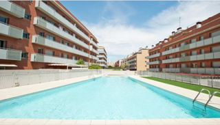 Etagenwohnung  Esteve albert. Piso para inversores