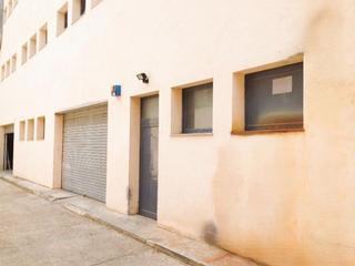 Rent Industrial building  Mendez nuñez