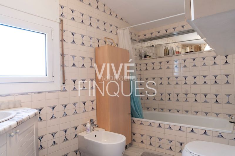 Foto d79e6886-b94a-4837-9b9c-105629b7e2e5. Casa amb calefacció piscina a Urbanitzacions Mataró