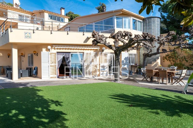 Foto 4a2657ca-c86d-40a8-a600-78deee21860e. Haus mit heizung pool in Urbanitzacions Mataró