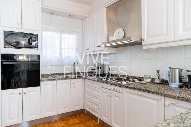 Foto 88e253cb-3e10-4a2c-ad5b-d29586688ab6. Haus mit heizung pool in Urbanitzacions Mataró