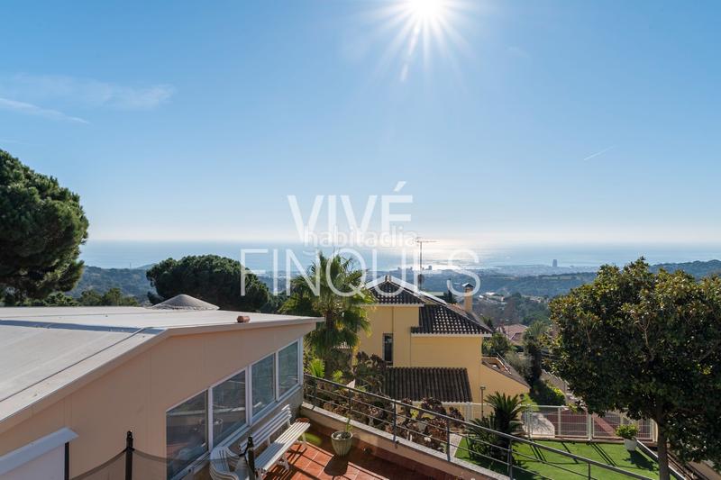 Foto e399a0d1-5527-444d-afcd-561f640b815d. Haus mit heizung pool in Urbanitzacions Mataró