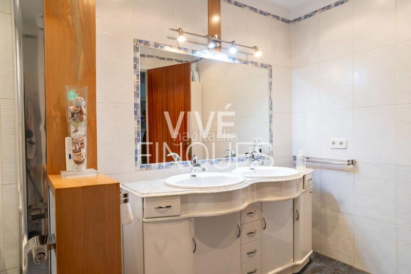 Foto a016a037-a59b-4b1f-a65f-22473956daaf. House with heating pool in Urbanitzacions Mataró