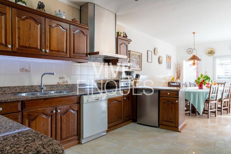 Foto a32d7542-8910-4bb0-9a66-ff8476d2bbec. House with heating pool in Urbanitzacions Mataró