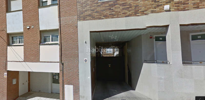 Foto 6a068b74-90f8-41fc-8ae0-bc9c23a4e15d. Aparcament cotxe a flos i calcat 112 a Centre Masnou (El)