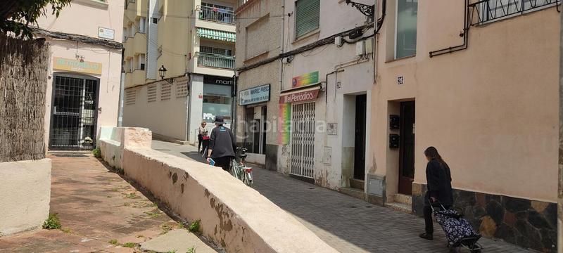 Foto 5a3ab7fd-66f2-4e85-a175-62972df02c31. Lloguer local comercial a santa rosa 27 a Centre Masnou (El)