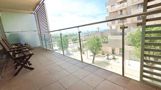 Flat  Barcelo. Piso con terraza y vistas al mar