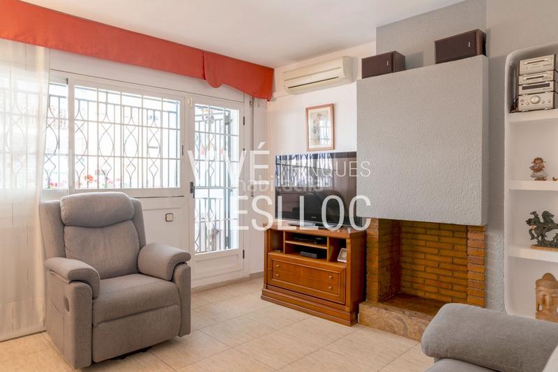 Foto 754ddab3-107e-4216-a55e-919f41b08598. Haus mit heizung in Centre Masnou (El)