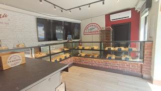 Transfer Business premise in Santa anna 1. Se traspasa local comercial en pleno funcionamiento a plaza sant