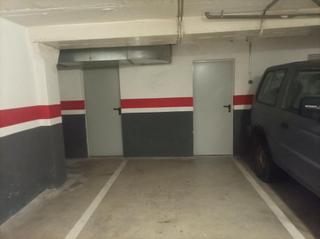 Autoparkplatz  Frederic bosch