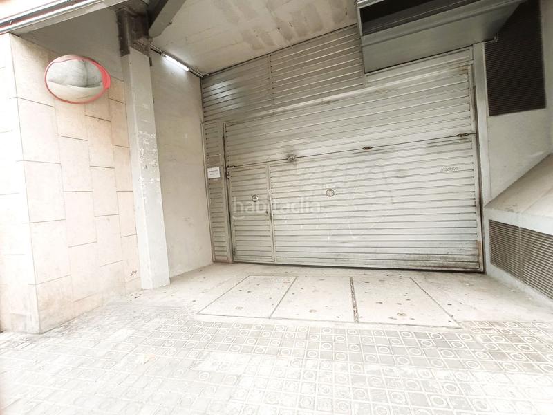 Foto c71e1fdc-9667-4dbd-a5e9-3f46c8d13e8c. Parking coche en ral 365 en Centre Mataró