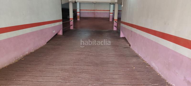 Foto 464ff7a5-7ab5-45b8-bd38-eb914f4584d8. Location parking voiture dans Centre Masnou (El)