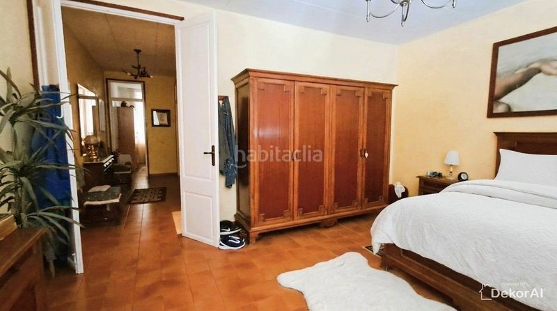 Foto 76df7efa-000c-47c1-9afb-a44189519555. Casa adossada amb calefacció a Eixample Mataró