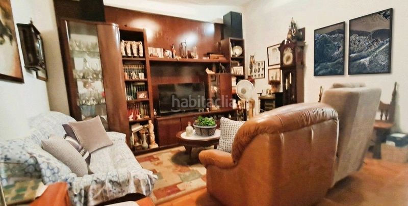 Foto c169d83e-b91c-4121-ad20-fdc14c8e837b. Casa adossada amb calefacció a Eixample Mataró