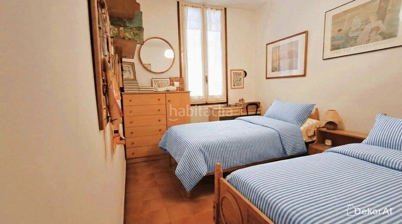 Foto ca4028af-7d35-444b-8b44-11845a542b34. Casa adossada amb calefacció a Eixample Mataró