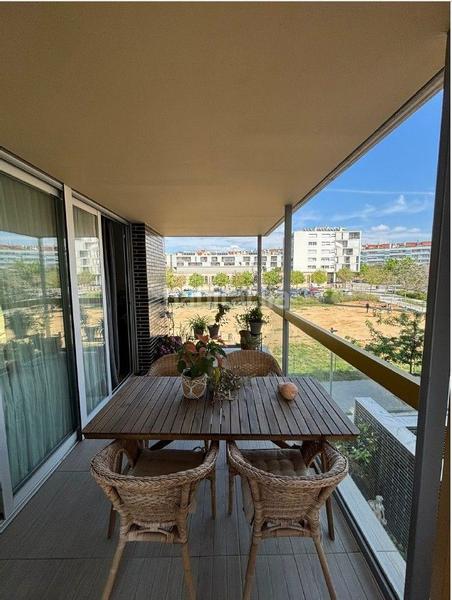 Foto 3e6e4b22-c990-4084-84ef-b5a86bdc4afa. Piso  con terraza, piscina y plaza de garaje a can marot zona havana en Mataró