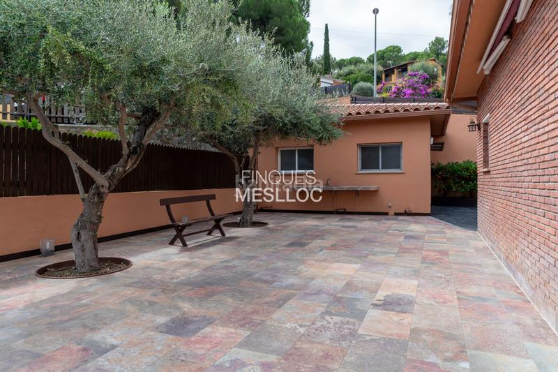 Foto 0c6a61fd-593a-47d3-b741-f66365563980. Casa en Cabrils