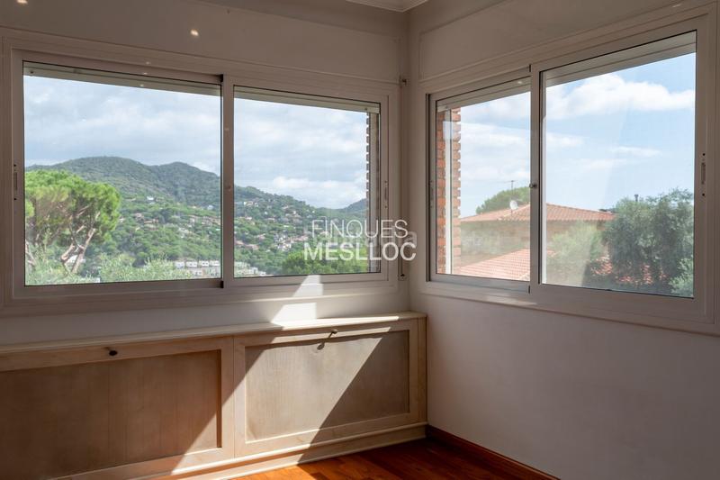 Foto 2c795f54-1be8-4922-8565-fde87db600aa. Casa en Cabrils