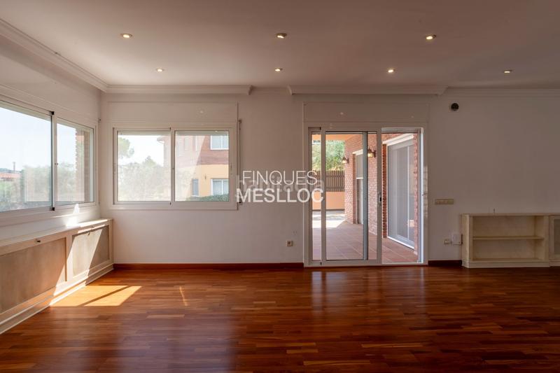 Foto 7422f8fd-0f4e-4564-a79c-3f614b1acb38. Casa en Cabrils