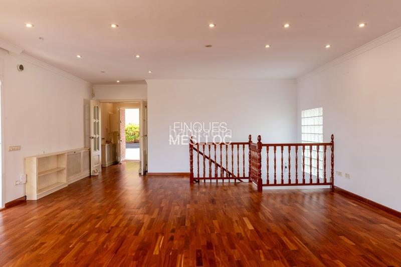 Foto ac880371-8522-4cf9-a966-c4f4603e6751. Casa en Cabrils