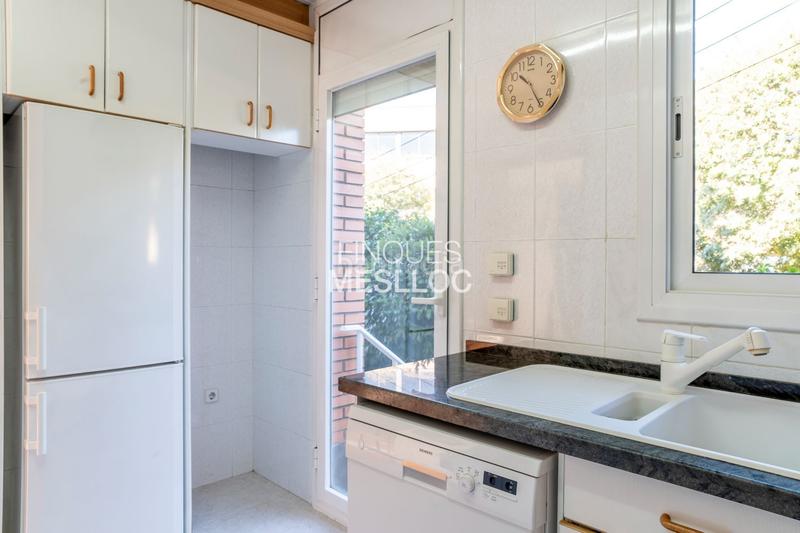 Foto 66f272a9-e414-442c-89e4-e88f87e2413b. Maison avec chauffage piscine dans Centre Masnou (El)
