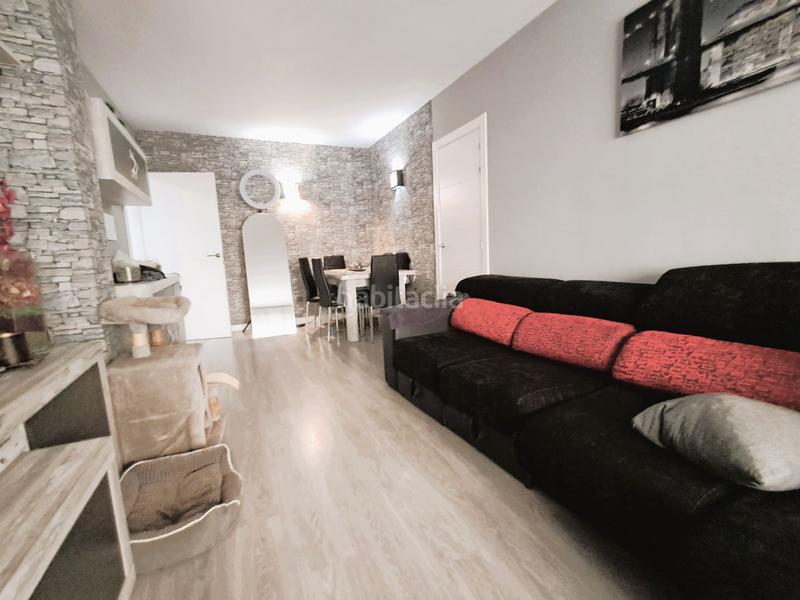 Foto 1e1516b0-0bf9-4f35-9672-5927524fcaca. Flat with heating in Via Europa - Parc Central Mataró